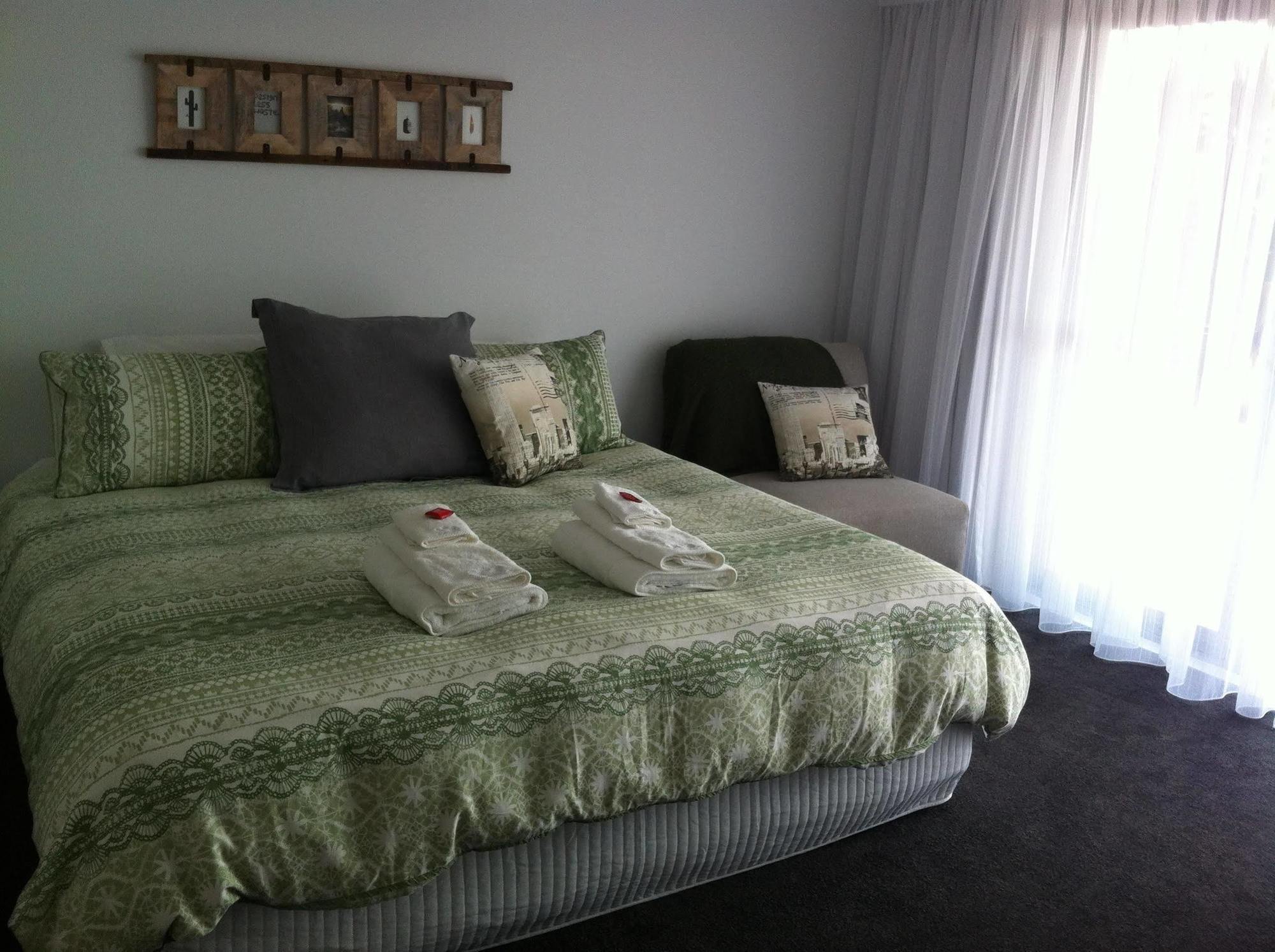 Corinella On The Esplanade Bed & Breakfast Eksteriør billede